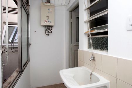 Apartamento à venda com 73m², 2 quartos e sem vagaCozinha + Área de Serviço