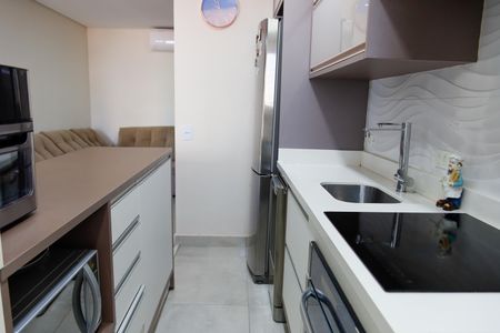 Apartamento à venda com 106m², 3 quartos e 2 vagas Apartamento à venda com 106m², 3 quartos e 2 vagasCozinha