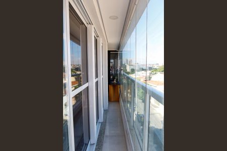 Apartamento à venda com 106m², 3 quartos e 2 vagas Apartamento à venda com 106m², 3 quartos e 2 vagasSacada