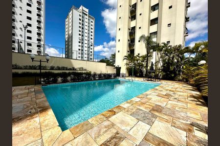 Apartamento à venda com 123m², 3 quartos e 3 vagasÁrea comum - Piscina