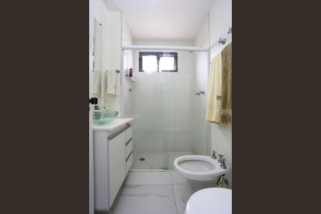 Apartamento à venda com 123m², 3 quartos e 3 vagasBanheiro