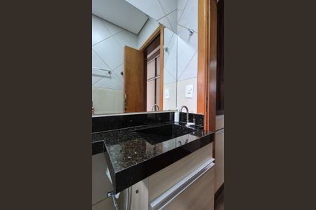 Apartamento à venda com 112m², 3 quartos e 2 vagas Apartamento à venda com 112m², 3 quartos e 2 vagasBanheiro da suíte