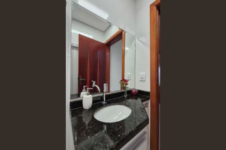 Apartamento à venda com 112m², 3 quartos e 2 vagas Apartamento à venda com 112m², 3 quartos e 2 vagasBanheiro