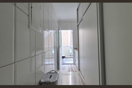 Apartamento à venda com 112m², 3 quartos e 2 vagas Apartamento à venda com 112m², 3 quartos e 2 vagasLavanderia