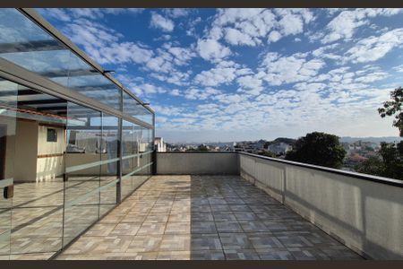 Apartamento à venda com 112m², 3 quartos e 2 vagas Apartamento à venda com 112m², 3 quartos e 2 vagasCobertura