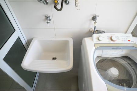 Apartamento à venda com 110m², 3 quartos e 3 vagas Apartamento à venda com 110m², 3 quartos e 3 vagasÁrea de Serviço