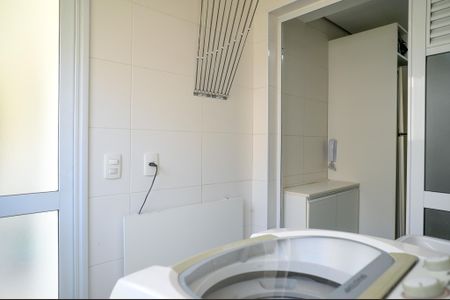 Apartamento à venda com 110m², 3 quartos e 3 vagas Apartamento à venda com 110m², 3 quartos e 3 vagasÁrea de Serviço