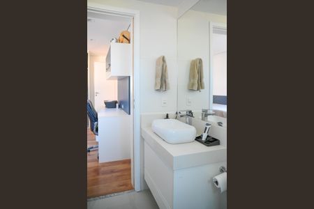 Apartamento à venda com 110m², 3 quartos e 3 vagas Apartamento à venda com 110m², 3 quartos e 3 vagasBanheiro da Suíte 1