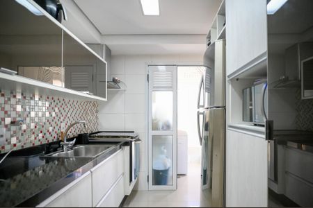 Apartamento à venda com 110m², 3 quartos e 3 vagas Apartamento à venda com 110m², 3 quartos e 3 vagasCozinha