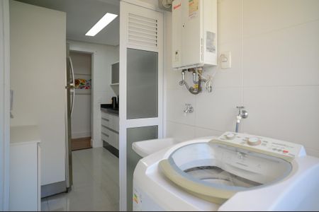 Apartamento à venda com 110m², 3 quartos e 3 vagas Apartamento à venda com 110m², 3 quartos e 3 vagasÁrea de Serviço
