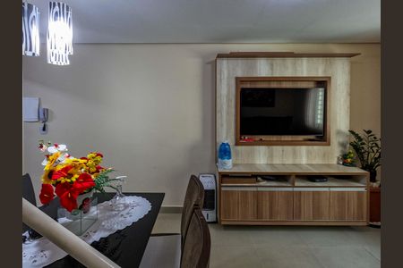 Casa de condomínio à venda com 103m², 2 quartos e 2 vagas Casa de condomínio à venda com 103m², 2 quartos e 2 vagasSala de Jantar