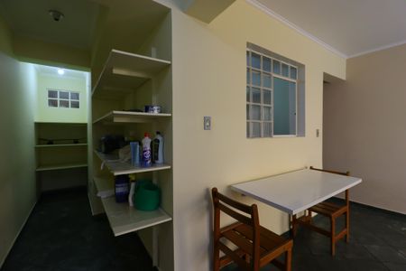 Casa à venda com 202m², 3 quartos e 4 vagasÁrea de Serviço