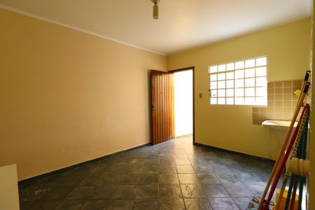 Casa à venda com 202m², 3 quartos e 4 vagasÁrea de Serviço
