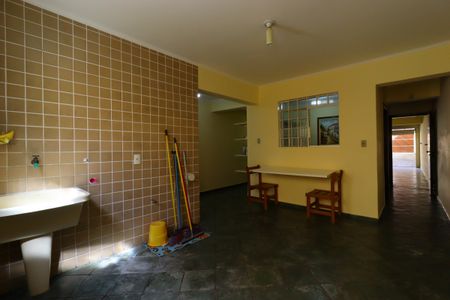 Casa à venda com 202m², 3 quartos e 4 vagasÁrea de Serviço
