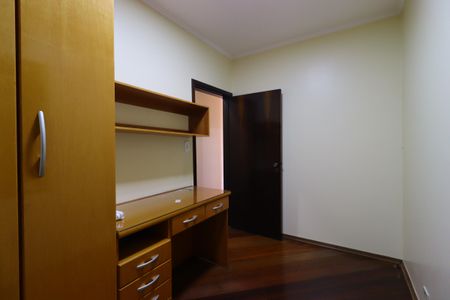 Casa à venda com 202m², 3 quartos e 4 vagasQuarto 2