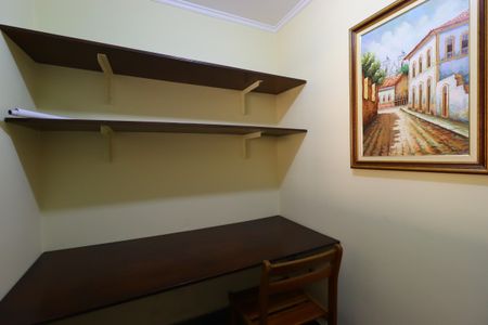 Casa à venda com 202m², 3 quartos e 4 vagasEscritório