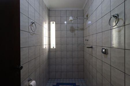 Casa à venda com 202m², 3 quartos e 4 vagasBanheiro de Serviço