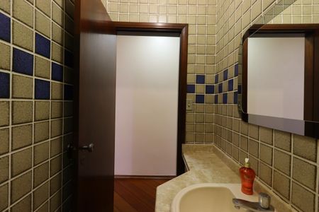 Casa à venda com 202m², 3 quartos e 4 vagasLavabo