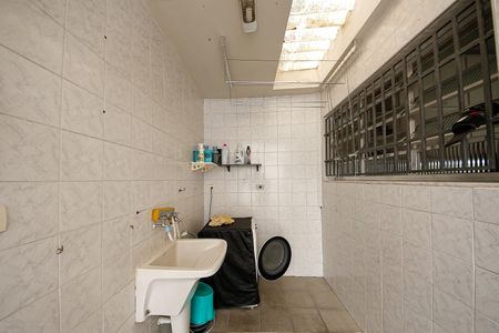 Casa à venda com 97m², 2 quartos e 2 vagas Casa à venda com 97m², 2 quartos e 2 vagasÁrea de Serviço