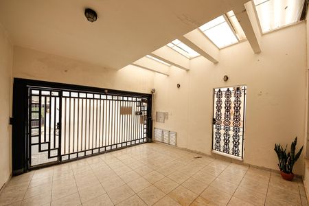 Casa à venda com 97m², 2 quartos e 2 vagas Casa à venda com 97m², 2 quartos e 2 vagasGaragem