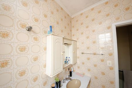 Casa à venda com 97m², 2 quartos e 2 vagas Casa à venda com 97m², 2 quartos e 2 vagasBanheiro