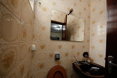 Casa à venda com 97m², 2 quartos e 2 vagas Casa à venda com 97m², 2 quartos e 2 vagasLavabo