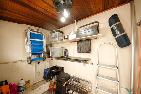 Casa à venda com 97m², 2 quartos e 2 vagas Casa à venda com 97m², 2 quartos e 2 vagasDispensa