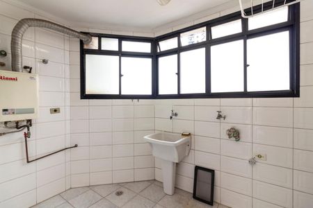 Apartamento para alugar com 130m², 3 quartos e 2 vagas Apartamento para alugar com 130m², 3 quartos e 2 vagasÁrea de Serviço