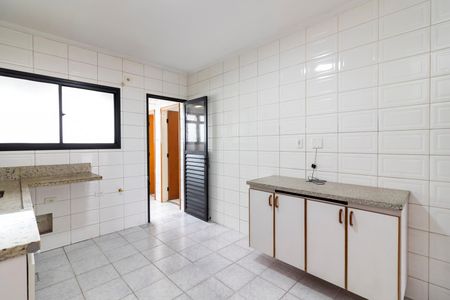 Apartamento para alugar com 130m², 3 quartos e 2 vagas Apartamento para alugar com 130m², 3 quartos e 2 vagasCozinha