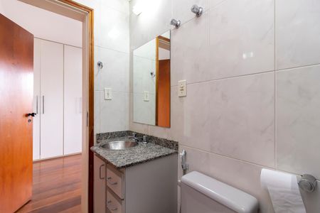 Apartamento para alugar com 130m², 3 quartos e 2 vagas Apartamento para alugar com 130m², 3 quartos e 2 vagasBanheiro da Suíte 3
