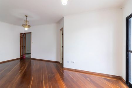 Apartamento para alugar com 130m², 3 quartos e 2 vagas Apartamento para alugar com 130m², 3 quartos e 2 vagasSala de Estar