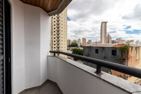 Apartamento para alugar com 130m², 3 quartos e 2 vagas Apartamento para alugar com 130m², 3 quartos e 2 vagasVaranda da Suíte 1
