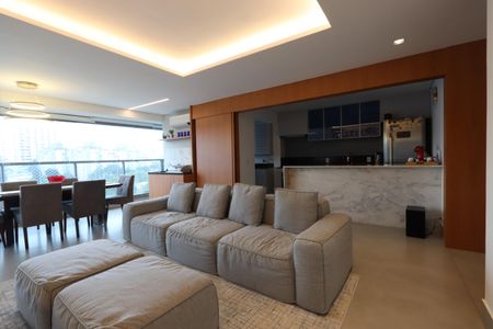 Apartamento à venda com 120m², 3 quartos e 2 vagasSala