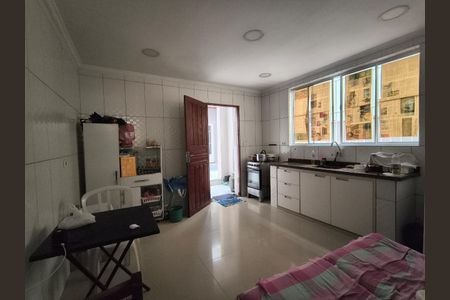 Casa à venda com 80m², 4 quartos e 1 vagaFoto 06