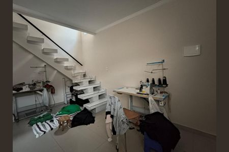 Casa à venda com 80m², 4 quartos e 1 vagaFoto 03