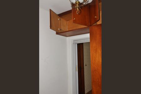 Casa à venda com 300m², 3 quartos e 5 vagas Casa à venda com 300m², 3 quartos e 5 vagas Quarto 02