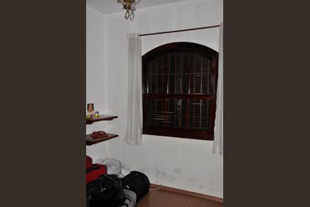Casa à venda com 300m², 3 quartos e 5 vagas Casa à venda com 300m², 3 quartos e 5 vagas Quarto 02