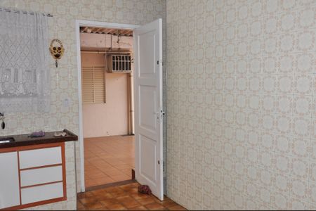 Casa à venda com 300m², 3 quartos e 5 vagas Casa à venda com 300m², 3 quartos e 5 vagasCozinha