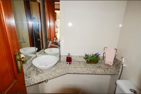 Apartamento à venda com 126m², 3 quartos e 1 vagaLavabo