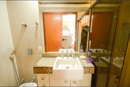 Apartamento à venda com 126m², 3 quartos e 1 vagaBanheiro/Suíte 2