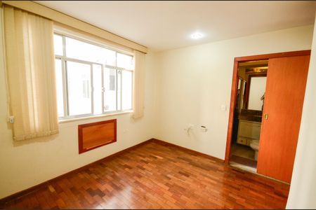 Apartamento à venda com 126m², 3 quartos e 1 vagaSuíte 1