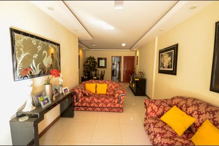 Apartamento à venda com 126m², 3 quartos e 1 vagaSala