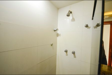 Apartamento à venda com 126m², 3 quartos e 1 vagaBanheiro/Suíte 1