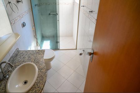 Apartamento à venda com 72m², 2 quartos e 1 vagaBanheiro Social