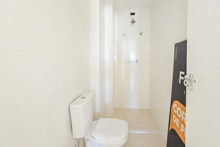 Apartamento para alugar com 117m², 3 quartos e 2 vagas Apartamento para alugar com 117m², 3 quartos e 2 vagasBanheiro