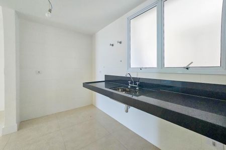 Apartamento para alugar com 117m², 3 quartos e 2 vagas Apartamento para alugar com 117m², 3 quartos e 2 vagasCozinha