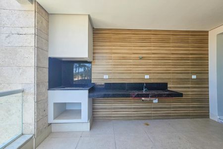 Apartamento para alugar com 117m², 3 quartos e 2 vagas Apartamento para alugar com 117m², 3 quartos e 2 vagasVaranda