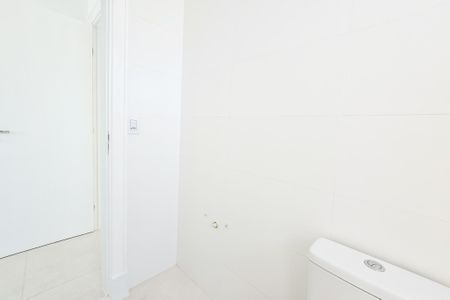 Apartamento para alugar com 117m², 3 quartos e 2 vagas Apartamento para alugar com 117m², 3 quartos e 2 vagasBanheiro da suíte 1