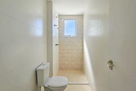 Apartamento para alugar com 117m², 3 quartos e 2 vagas Apartamento para alugar com 117m², 3 quartos e 2 vagasBanheiro da suíte 1