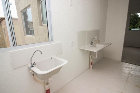 Apartamento à venda com 41m², 2 quartos e 1 vaga Apartamento à venda com 41m², 2 quartos e 1 vagaCozinha e Área de Serviço